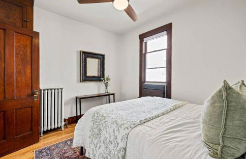 Historic Hideaway Hot Springs - Photo 16