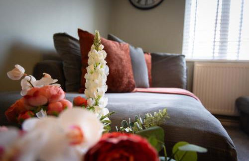 Modern 2-Bed Near Station - Ideal for Relocations & Contractors - Foto 23