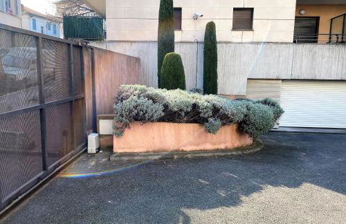 T2 proche de la gare, à 10 minutes à pieds de la Croisette, piscine & parking dans résidence de haut standing - Foto 54