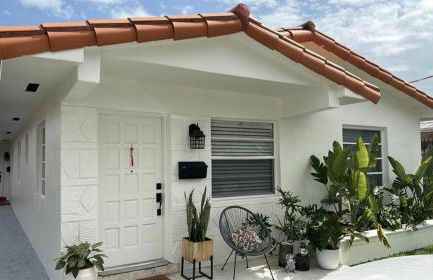 Miami's Cozy Tropical Getaway - Photo 18