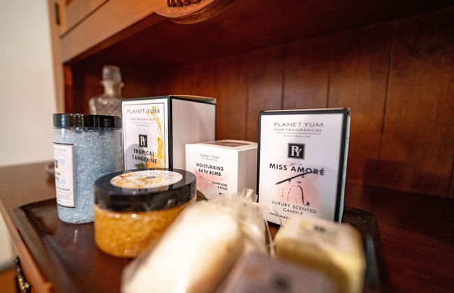 Birds 'n' Bloom Cottages - Photo 74