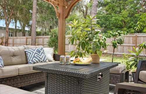 The Canopy on 10th - Game Room , Pets , Pergola - Photo 46