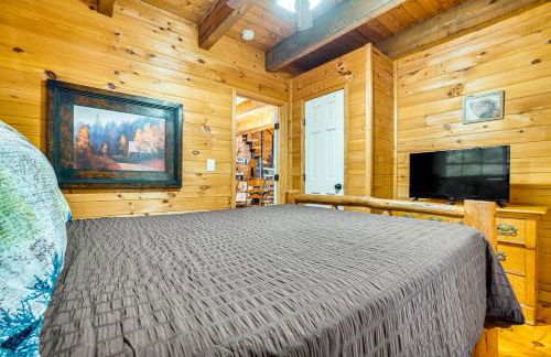 9 Mi to Lake Burton Cabin with Deck Near Helen - Foto 10