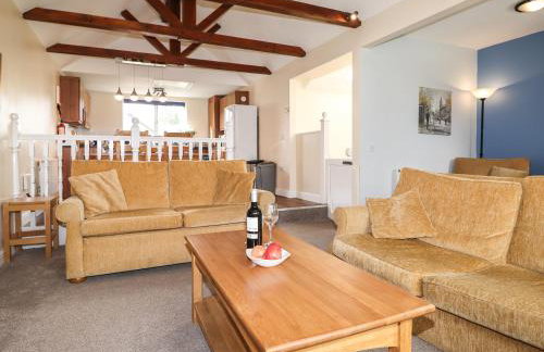 Tilly Mint Cottage - Photo 6