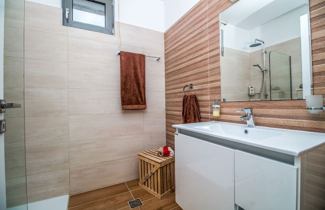 Francis & Gregorys Luxury Villas - Photo 18