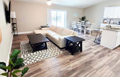 Oceanside Haven Entire home across Daytona Beach sleeps 8 4 beds 2 and a half bath - Foto 1