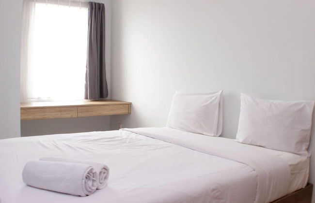 Nice And Cozy Studio At Tamansari Mahogany Karawang Apartment - Photo 1