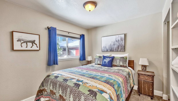 Dancing Bear Cabin Pet Friendly, Sleeps 4, Totally Cute! - Foto 4, Habitación