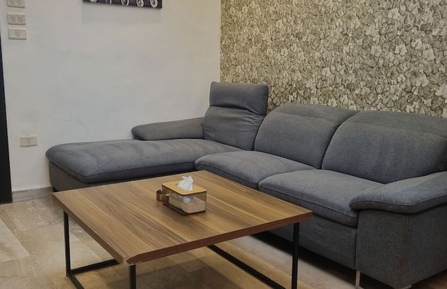 Charming Amman Apartment With Central Air-con & Street Parking - Foto 11