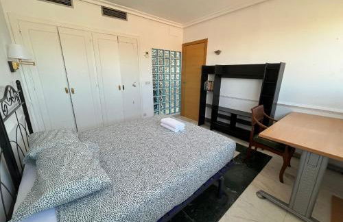 Pisos con piscina de temporada corta estancia - Foto 11