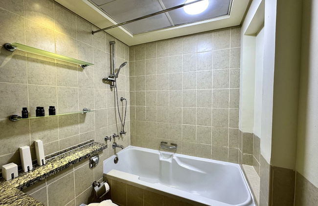 Lux BnB I Una Tower I Lakes View - Photo 28