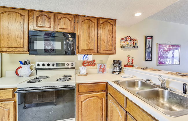 Commodore Resort by Book That Condo - Foto 41