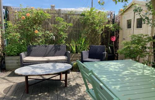 KER MAJA : Charmante Maison 1930 * Jardin * 2 vélos * WIFI - Foto 2