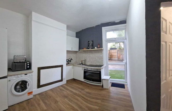 Peaceful Well Equipped Flat Near Central London - Foto 5
