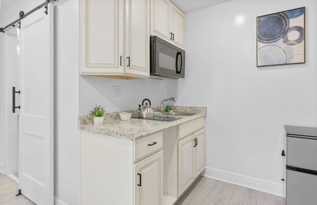 Cozy Comfortable and Quiet Suites - Foto 24