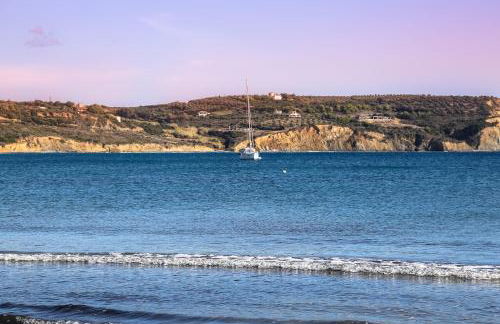 Eleni Suites Methoni - Photo 38