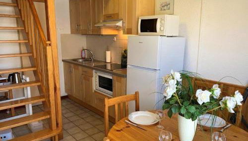 La Palmyre - PETITE VILLA MITOYENNE -PISCINE COLLECTIVE- PROCHE CENTRE - Foto 3, stove, pet friendly, toaster, minibar