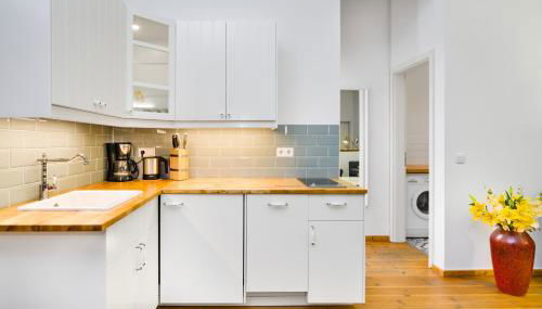 The Melchior, Luxury Industry Loft in Mitte, group & family friendly, 2 bath rooms, big dining table, ideal for 4 - 6 Guests - Foto 5