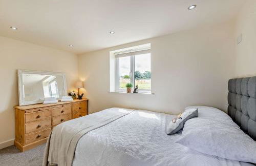 4 Bed in Llanfechell 90258 - Photo 11