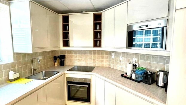 Cozy 2 bedroom near metro in JLT - Foto 3, Cocina privada