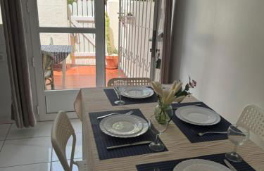 VILLA MARE - 2 beds with balcony, patio and pool and direct park access - Foto 15