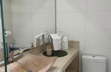 Apt Pé na Areia Floripa - Praia dos Açores - Churrasqueira na Varanda e Piscina - Foto 21