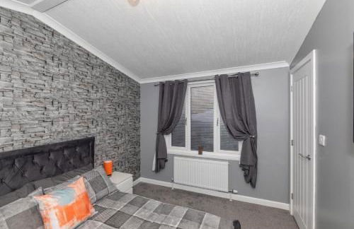 York Family Luxury Cabin with hot tub - Photo 35