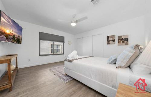 Georgian Oasis with Private Pool - An Irvie Home - Foto 29