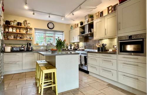 Mayflower Cottage - 4 Bedrooms, Uppingham Town Centre by Belmont Places - Foto 8