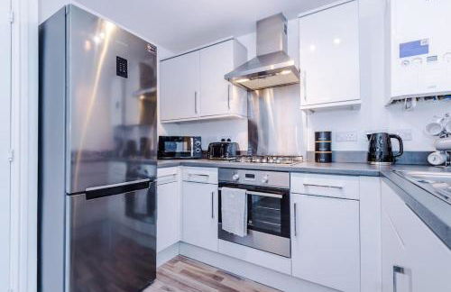 Lovely three bed home Manchester - Foto 43