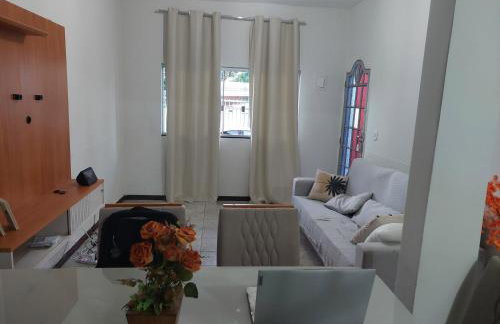 Casa espaçosa e aconchegante - Foto 1
