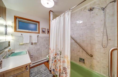 Waterfront Newport Vacation Rental on Sacheen Lake - Foto 18