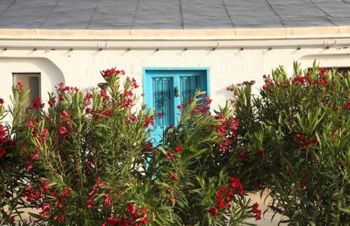 18 Person Bachelorette Pool Parties - Photo 4