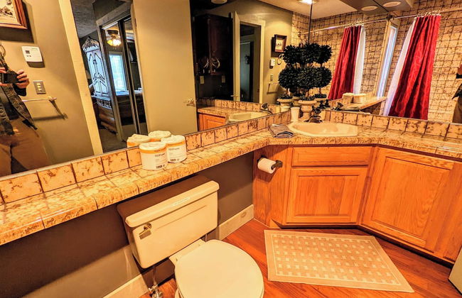 Frost Hollow by Avantstay Deck w/ Grill, Game Room Loft - Photo 12