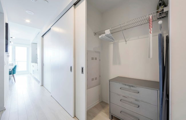 Altitude Suites on Yonge - Foto 15