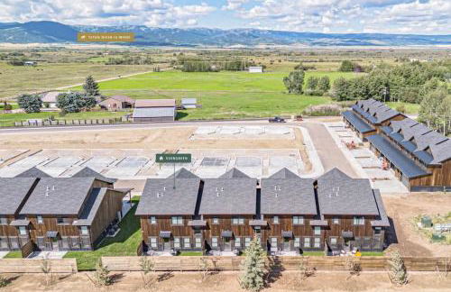 Unique Townhome with AC Garage Patio - Foto 32