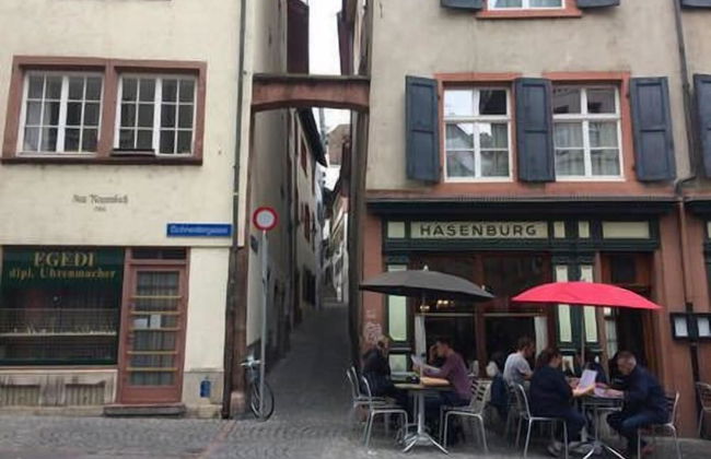 In Swiss Home - Rathaus 1284 historical - Foto 1