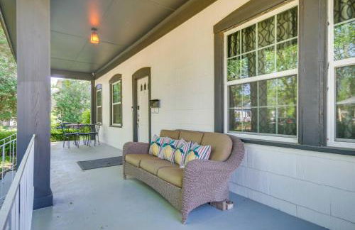 Updated North Greenwood Cottage Less Than 1 Mi to Dtwn! - Foto 2