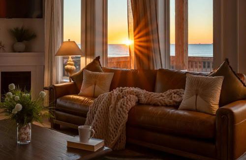 Luxury Beachfront l Private Hot Tub, Pool, & 2 Arcade Games - Foto 24