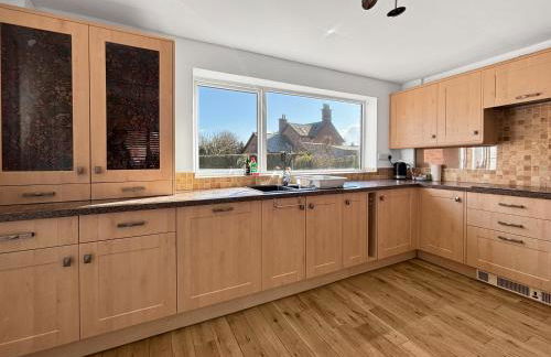 Amaya Nine Sleeps 7 Large 4 bed house - Bottesford - Foto 17