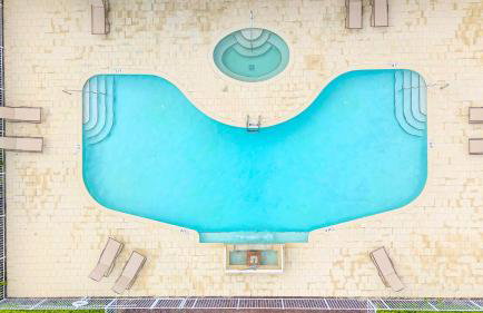 Trendy Thematic 3BR Townhouse with Private Pool - Foto 46