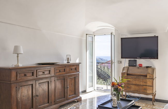 Raineri House - Photo 24