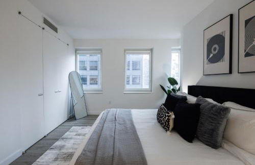 Stylish NYC Haven Steps to Broadway & Dining - Foto 17