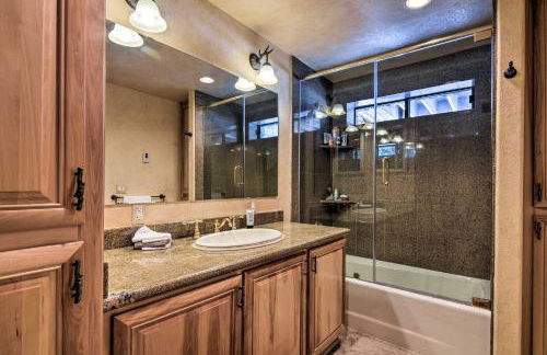 Delightful Cabin Vacation Rental with Fire Pit! - Foto 29