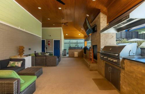 KINGbed resort style pool gym near the heights - Foto 17