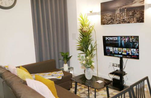 MK Shortstay Deluxe - Flat 2 - Photo 5