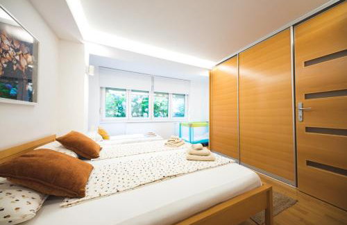 Sleep, Eat, Repeat and Park Your Car in City Center - Foto 25