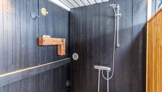 4 Person Holiday Home in Blavand - Foto 3, Baño