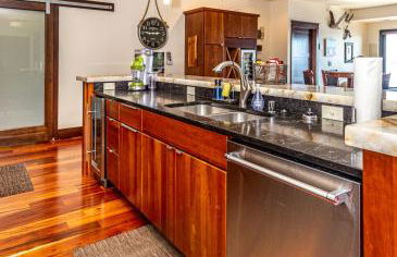 Starboard Point: Stunning Luxury Condo in the heart of DL! - Foto 9