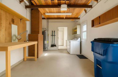 @ Marbella Lane - Stylish Cozy4br in Siliconvalley - Photo 74